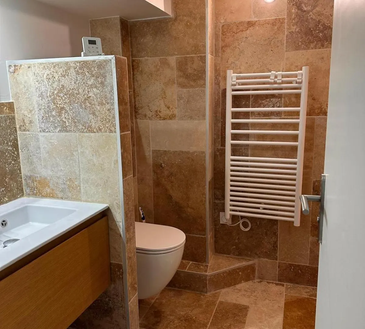 Studio Independant Au Calme Proche D'Aix En Provence Aix-en-Provence Apartment